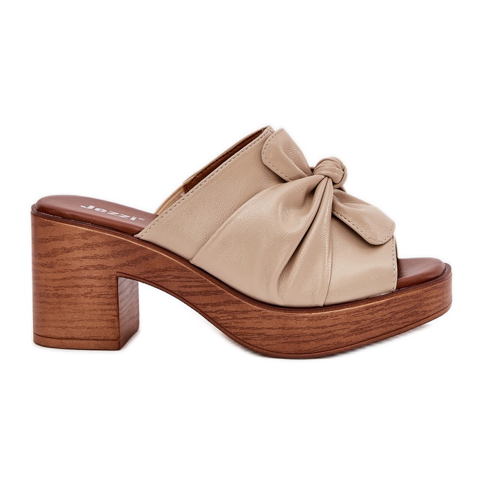 A női papucsok az öko -lé -poszton bézs poszton