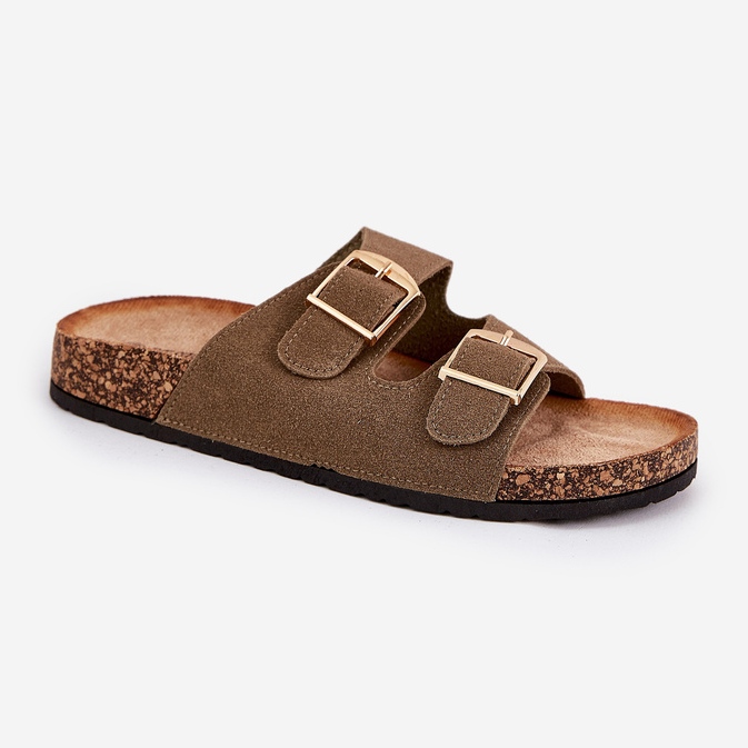 A női papucs lepattant egy parafa platformon, aranyos csatokkal zöld