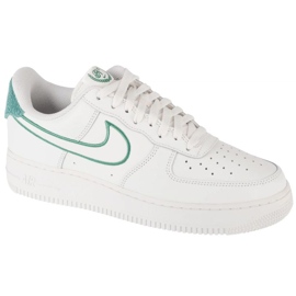 Nike Air Force 1 07 LV8 FN8349-100 cipő fehér