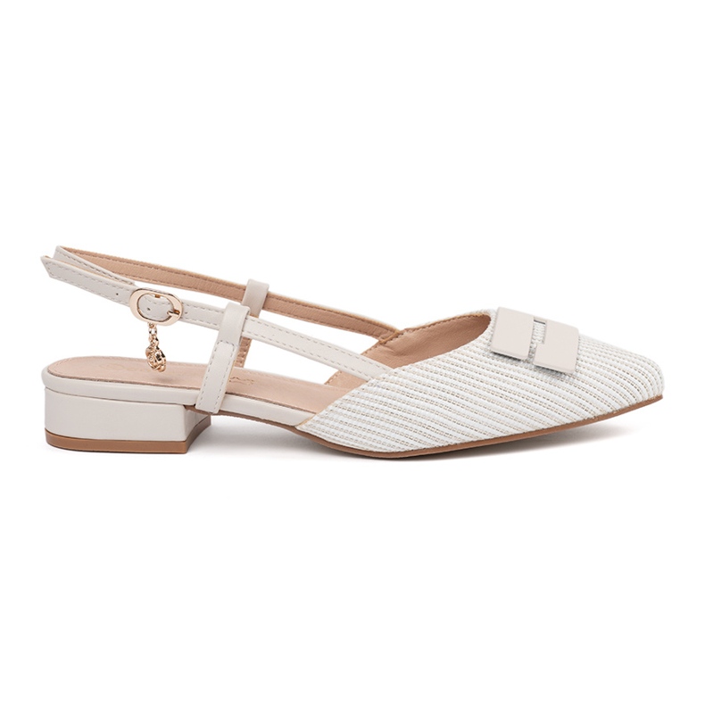 Goodin Fehér szandál nyitott sarkú