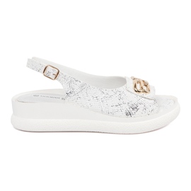 Goodin Lapos szandál fehér díszítéssel