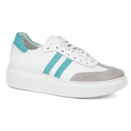 Női bőr cipők az Olivier N1068S5 fehér platformon