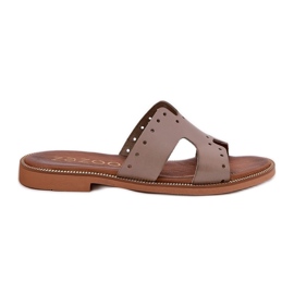 Zazoo 40326 női papucs dekoratív kivágásokkal sötét boon bézs