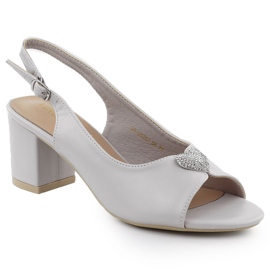 Vinceza Női szandál az oszlopon, dekoratív szívszürke Vinceeza 20262 Vinceza Női szandál az oszlopon, dekoratív szívszürke Vinceeza 20262