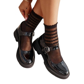 Lakos női cipő fekete VinceZa 62179 övvel