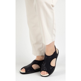 Vriston Női cipő rugalmas szandál comfoot emma fekete fényes