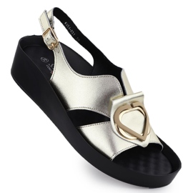 S.Barski Női bőr szandál a Złote S. Barski Kv51-031 ékeken aranysárga