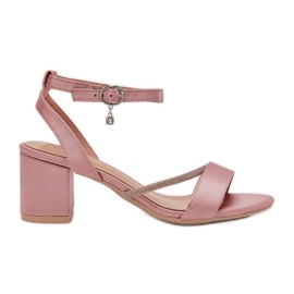 Női szandál az oszlopon Vinceza 20268 rózsaszín cirkonokkal Női szandál az oszlopon Vinceza 20268 rózsaszín cirkonokkal