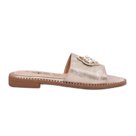 S.Barski Lapos sarkú női papucs dekoratív részletekkel S. Barski Kv51-087 PLN aranysárga S.Barski Lapos sarkú női papucs dekoratív részletekkel S. Barski Kv51-087 PLN aranysárga