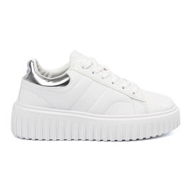 Shelvt Fehér női cipők ezüst betétekkel