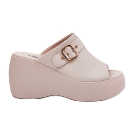 Női bőr papucs a peronon és ékek csatával S.Barski LR51-542 bézs