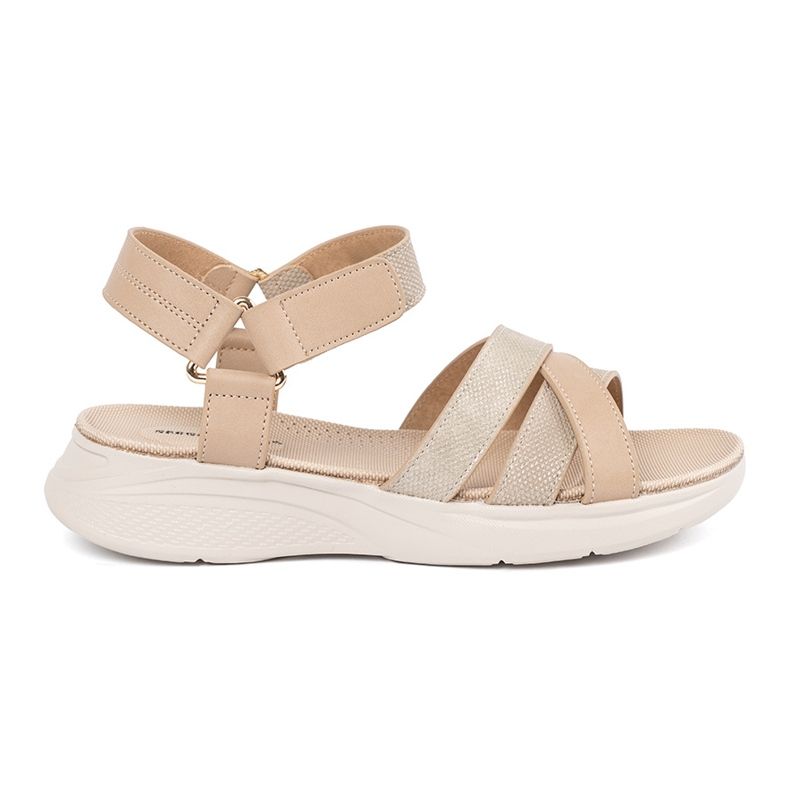 Sergio Leone Világos bézs szandál egy fehér platformon