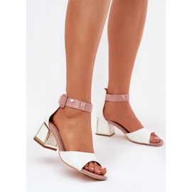 EVento Lakos női szandál a poszton fehér