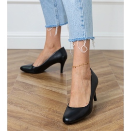 Klasszikus női fekete szivattyúk Klasszikus női fekete szivattyúk