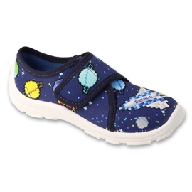 Befado sötétkék gyerekpapucs tépőzárral 974X578 díszítéssel Befado sötétkék gyerekpapucs tépőzárral 974X578 díszítéssel