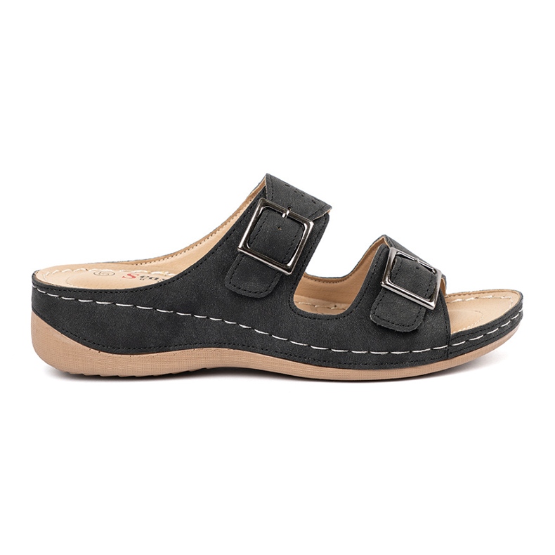 Seastar Papucs egy alacsony ékön, fekete bilincsekkel