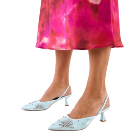 Zöld szivattyúk cirkonokkal és nyitott sarkúak