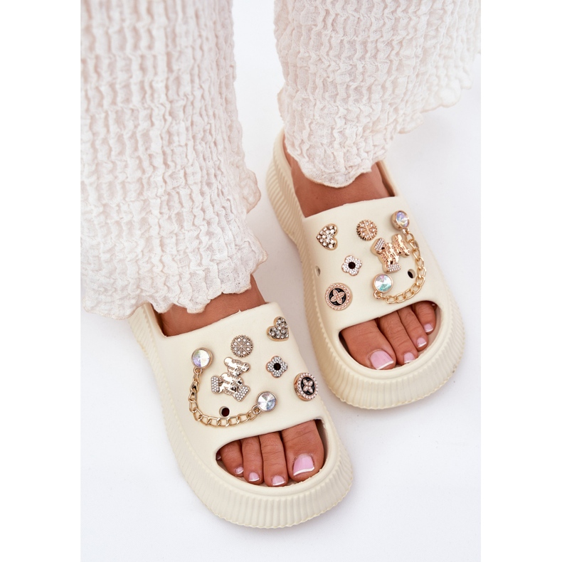 Női hab papucs aranycsapokkal lámpás koldus bézs Női hab papucs aranycsapokkal lámpás koldus bézs