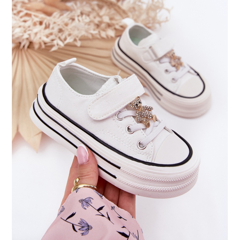 Lányok cipője arany mackóval fehér