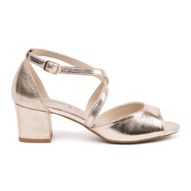 Goodin Arany szandál alacsony oszlopon aranysárga