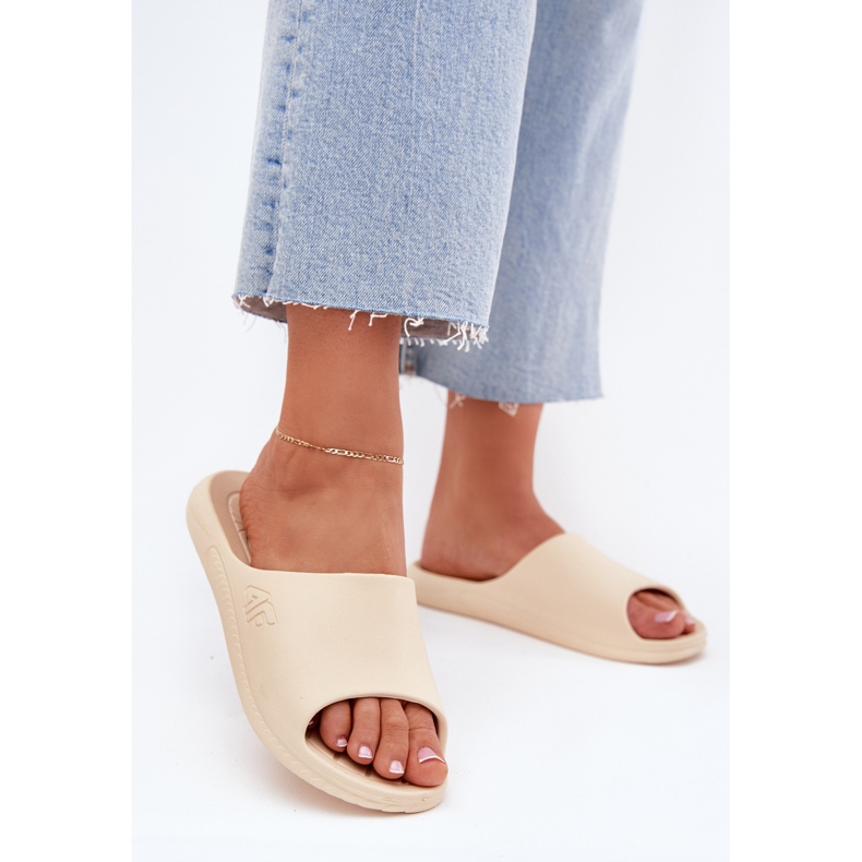 Női 4FM00FFFlifi093A-83S Bézs női papucs