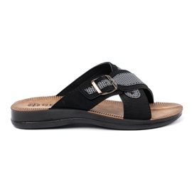 Shelvt Fekete férfi papucs csatokkal