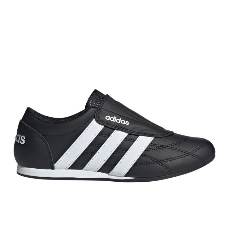 Adidas Tekwen cipő a JS3871 -ben fekete