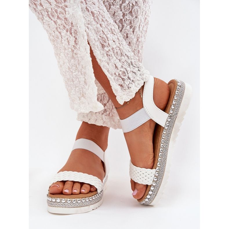 Boto Női szandál zsinórral a díszített platformon, a White Velara fehér