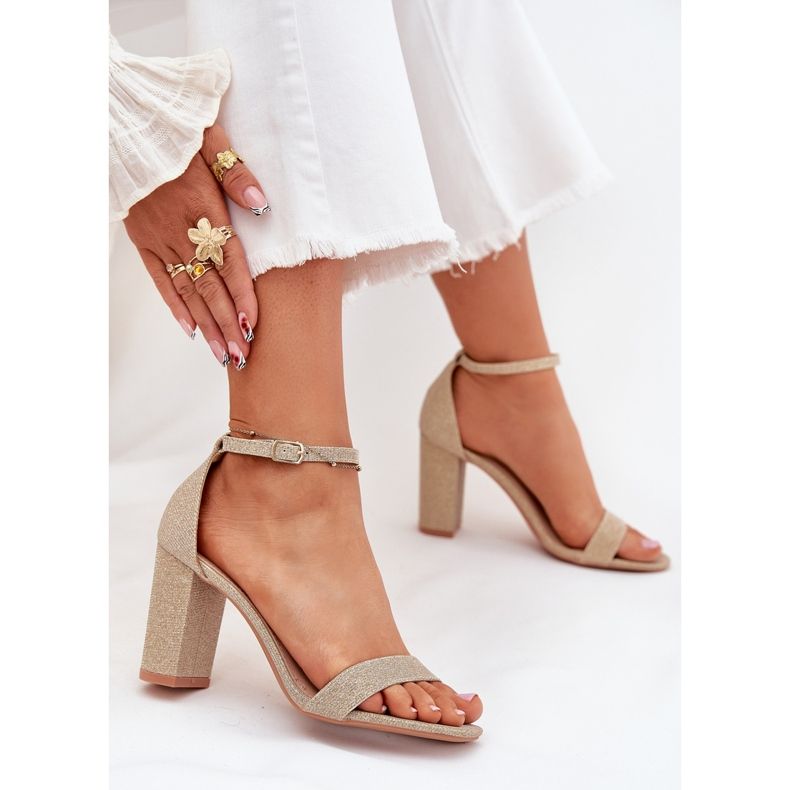 Boto Fényes női szandál az Arany Kavina Poston aranysárga