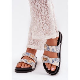 Boto Patrouched női papucskék a Blue Sorina platformon