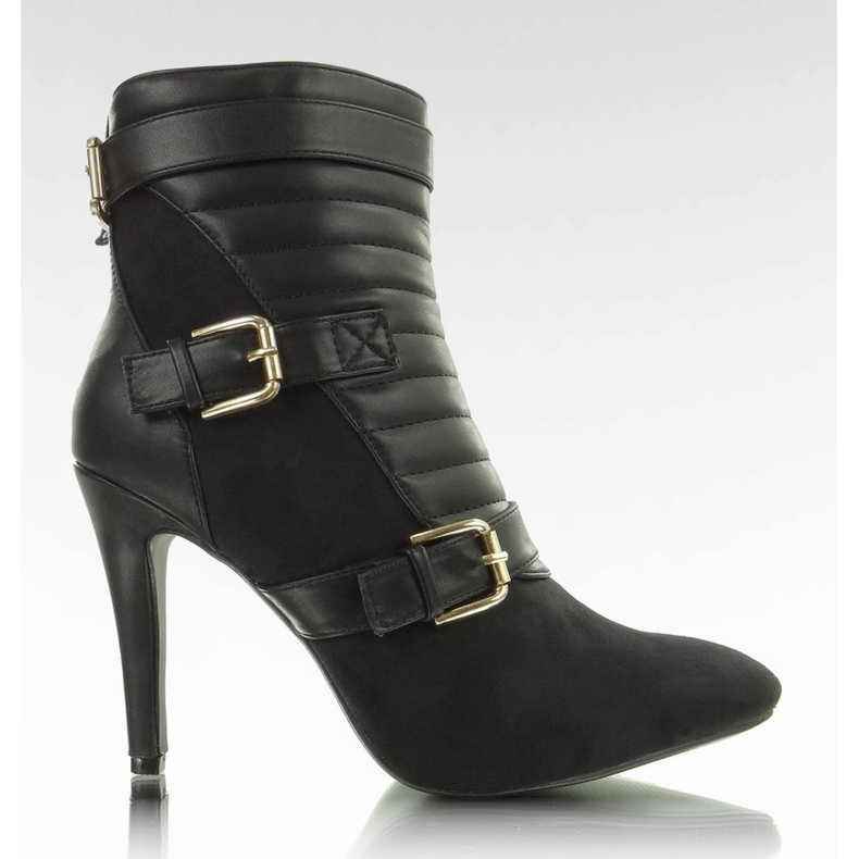 E349 Fekete steppelt csizma