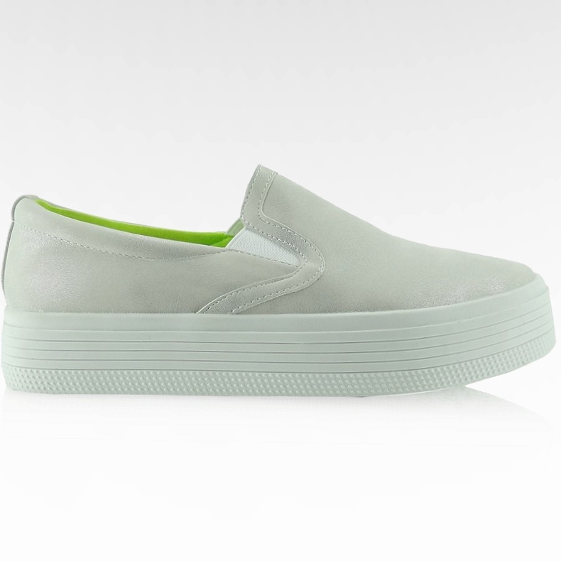 Csúsztasson magas talppal E408 ezüsttel szürke