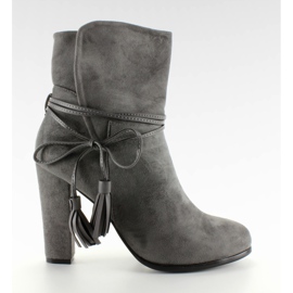 Csizma nyitott felsőrésszel M243 szürke