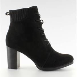 Csipkés velúr cipő C306 fekete