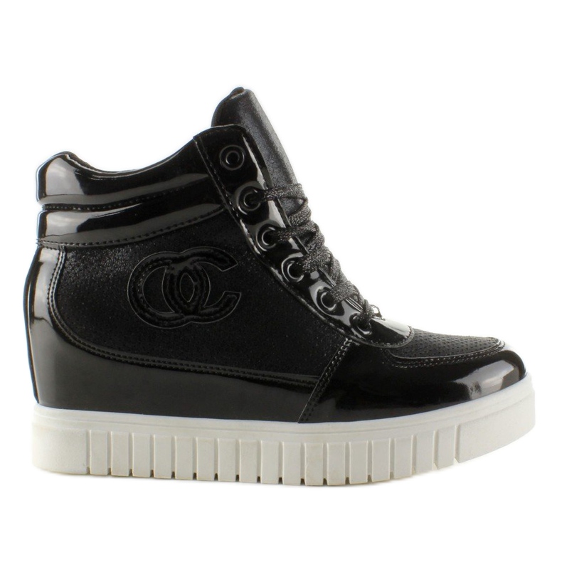 Chanelki NB83P fekete tornacipő