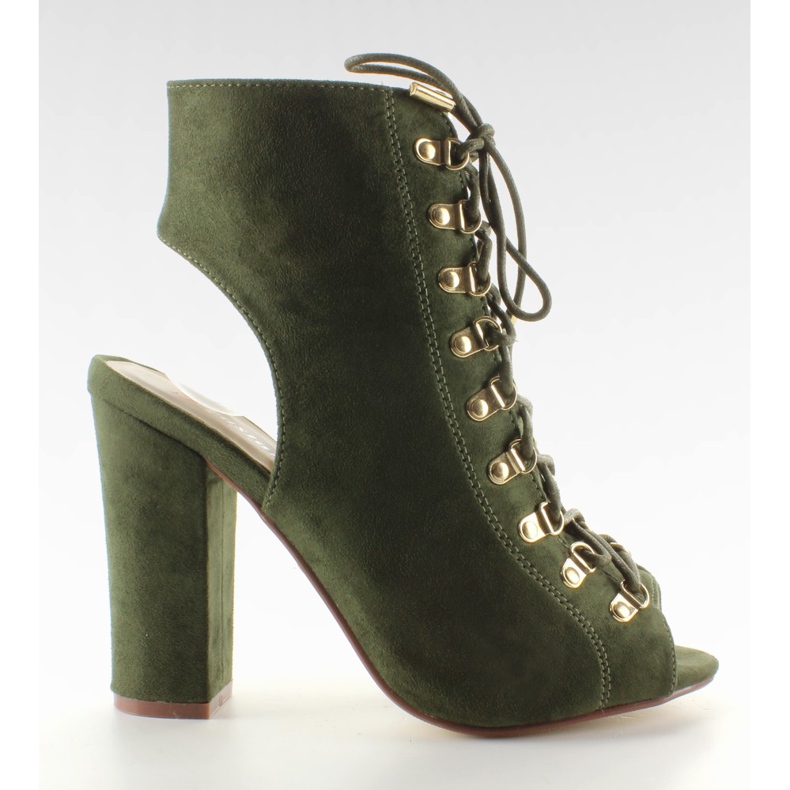 Feketefehér zöld nyitott orrú csipkepumpák