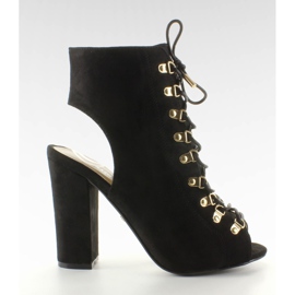 JZ-11P Fekete nyitott lábujjú fűzős szivattyúk