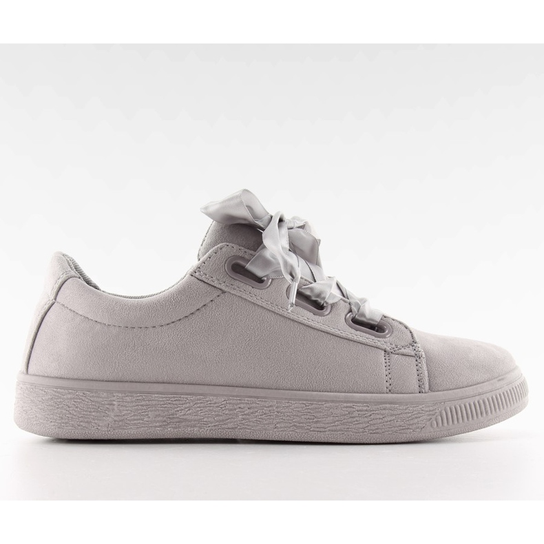 Cipők szatén csipkével Nb120P szürke