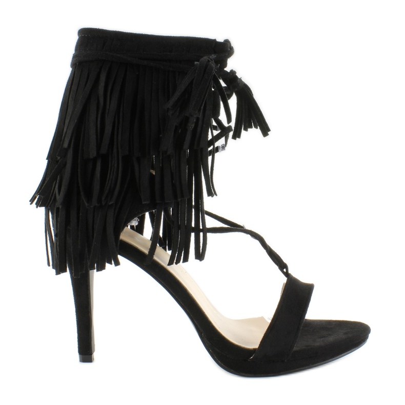 Magas sarkú szandál rojtokkal 8125 Fekete