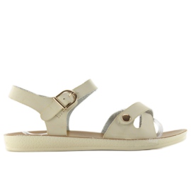 Kényelmes női szandál 761 bézs Kényelmes női szandál 761 bézs