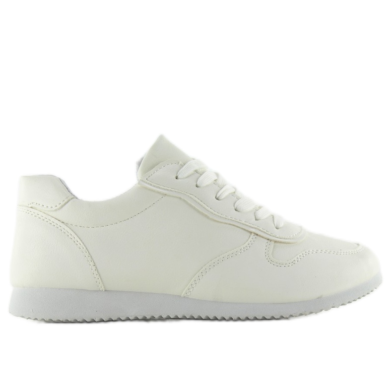 NB135p Fehér sportcipő