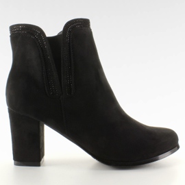 AL-1 fekete velúr sarkú csizma AL-1 fekete velúr sarkú csizma