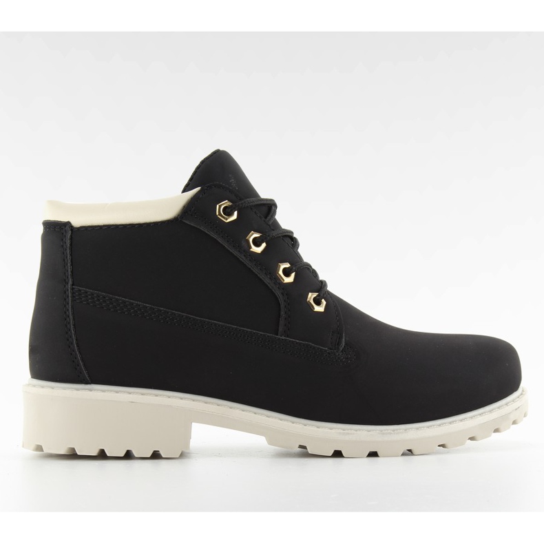 Fekete női bokacsizma