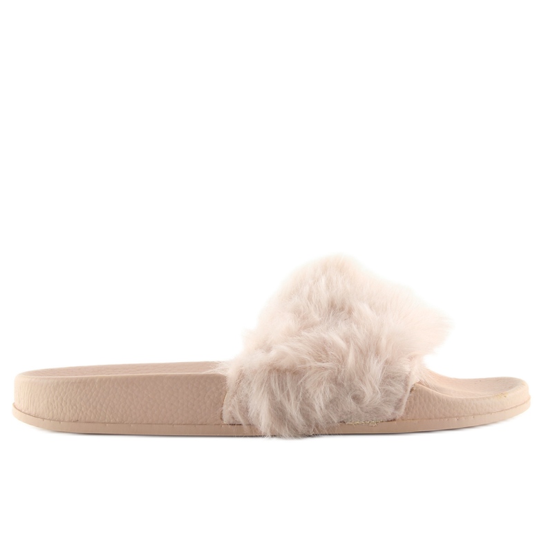 Bézs színű, 58-6 méretű, szőrmével ellátott meztelen papucs