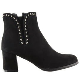 Fekete fekete csizma magassarkún Fekete fekete csizma magassarkún