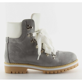 Szürke női szürke csapdák Szürke női szürke csapdák