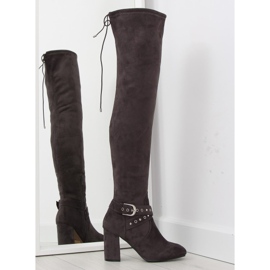 Térdig érő csizma szürke szürke sarokkal barna sokszínű