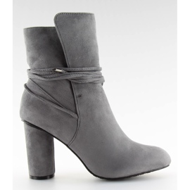 Szürke Magas sarkú cipő 2119 szürke