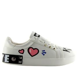 Fehér tornacipő T302 fehér felirattal Fehér tornacipő T302 fehér felirattal