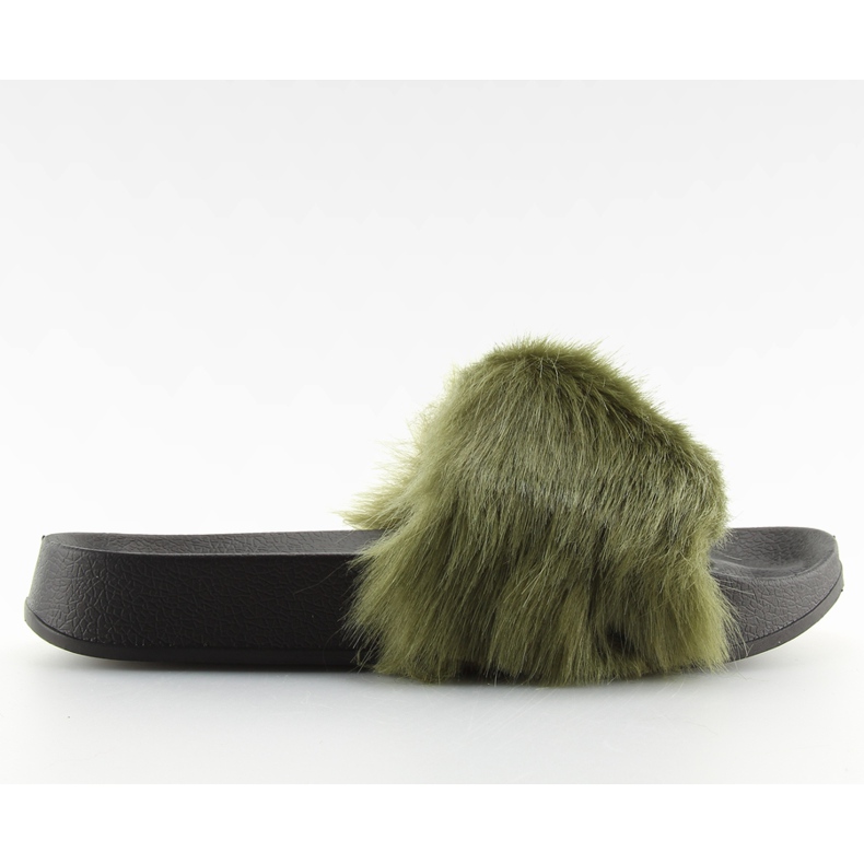 Zöld prémes papucs S36 zöld